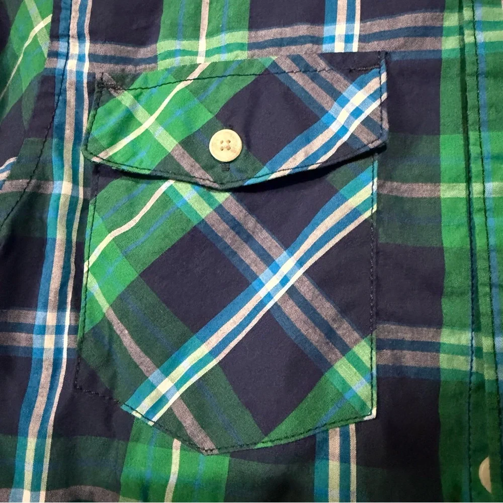 Green Emerald Button Down!
